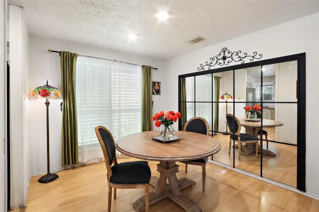 $273,000 | 343 Richvale Lane, Houston, TX 77598