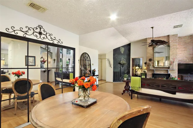 $273,000 | 343 Richvale Lane, Houston, TX 77598