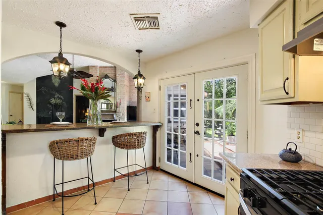 $273,000 | 343 Richvale Lane, Houston, TX 77598