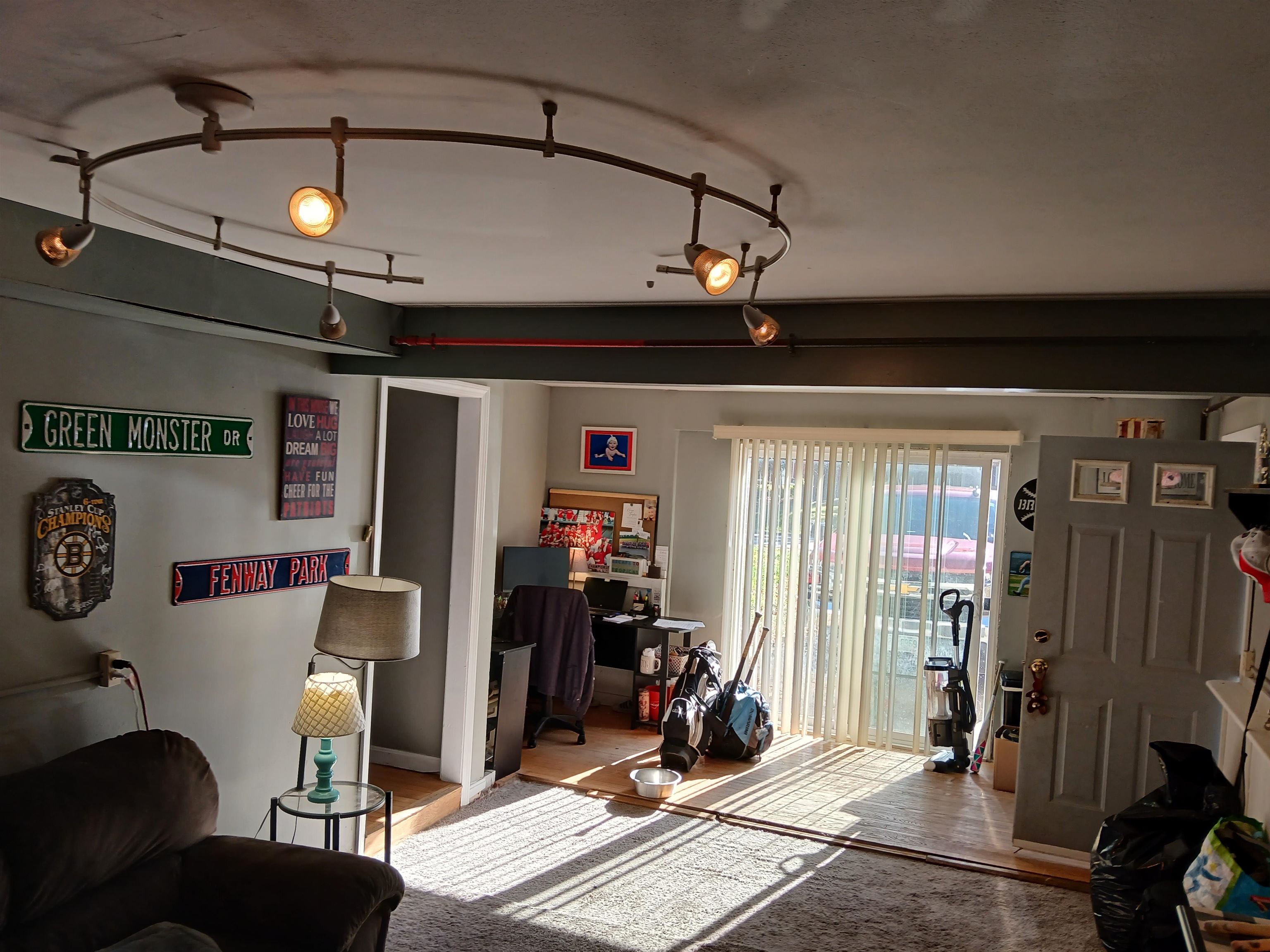 22 Davis Boulevard Rochester, NH 03868 - Photo 5 of 30