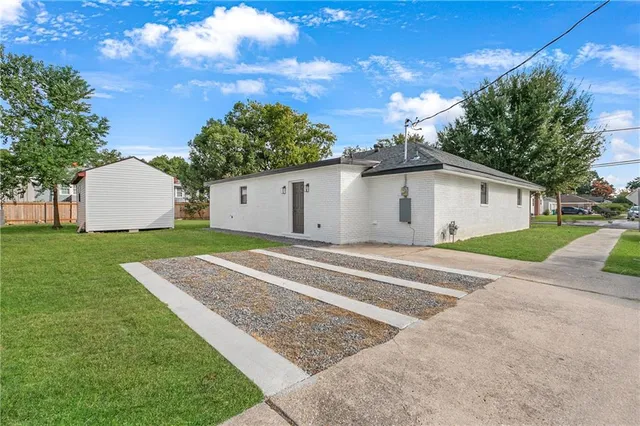 $325,000 | 600 Central Avenue, Jefferson, LA 70121