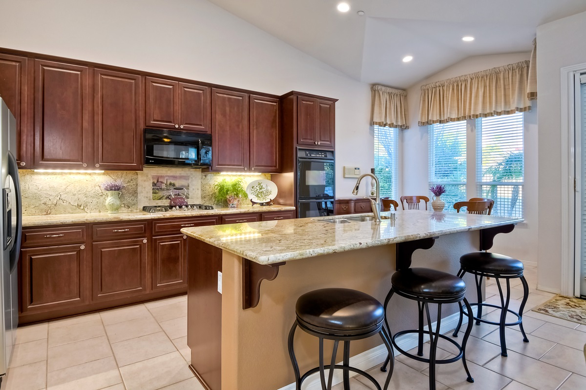 2414 Old Ranch Road Escondido, CA 92027 - Photo 16 of 24