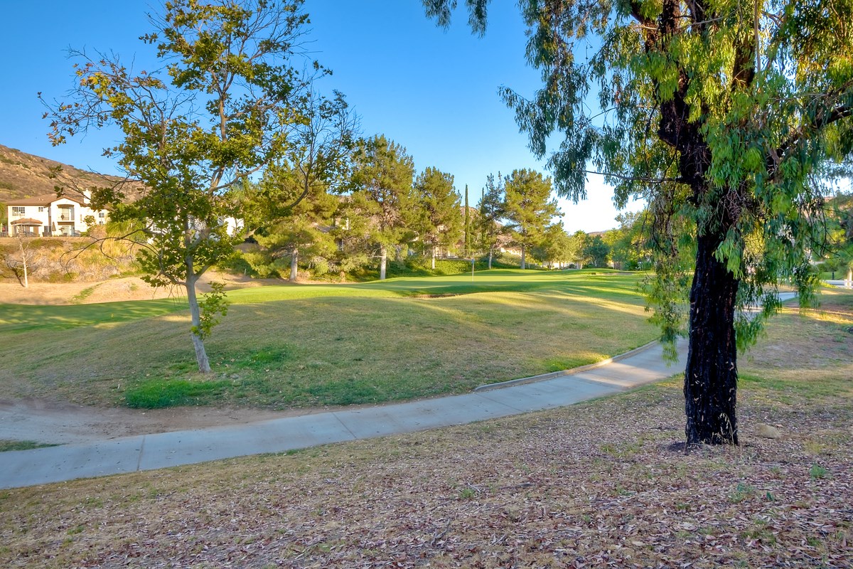 2414 Old Ranch Road Escondido, CA 92027 - Photo 6 of 24