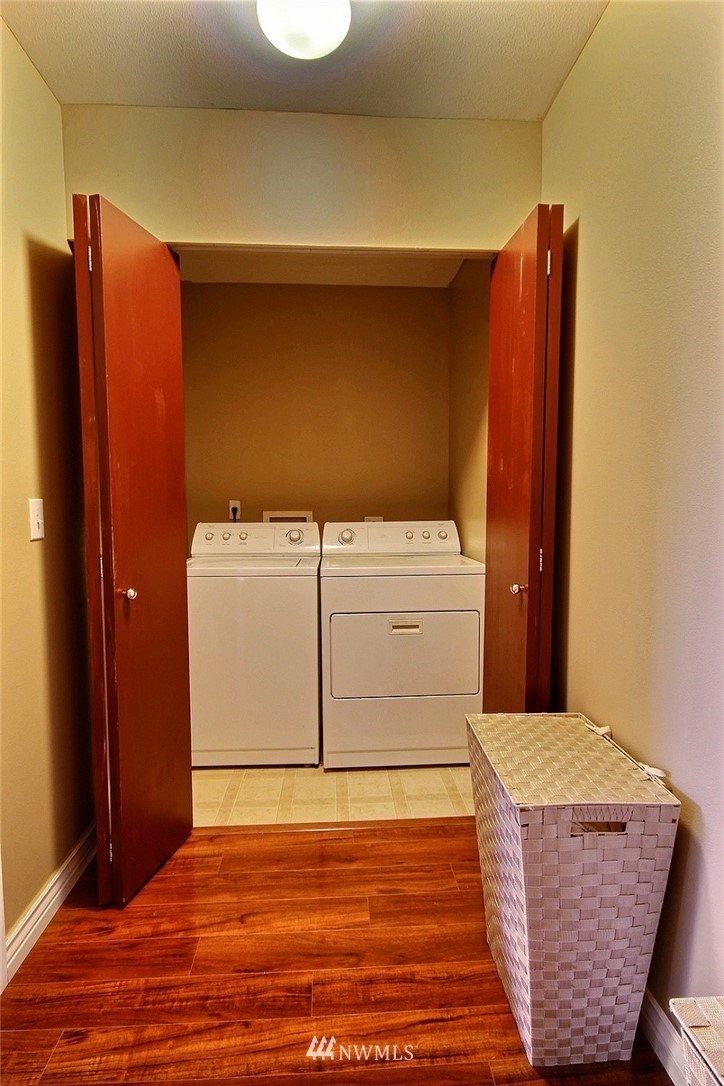 2522 Northeast 2nd Place Renton, WA 98056 - Photo 17 of 21