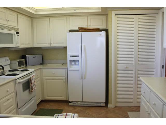 1001 Bay Road, Unit 107 Vero Beach, FL 32963 - Photo 8 of 25 Gallery Image 8