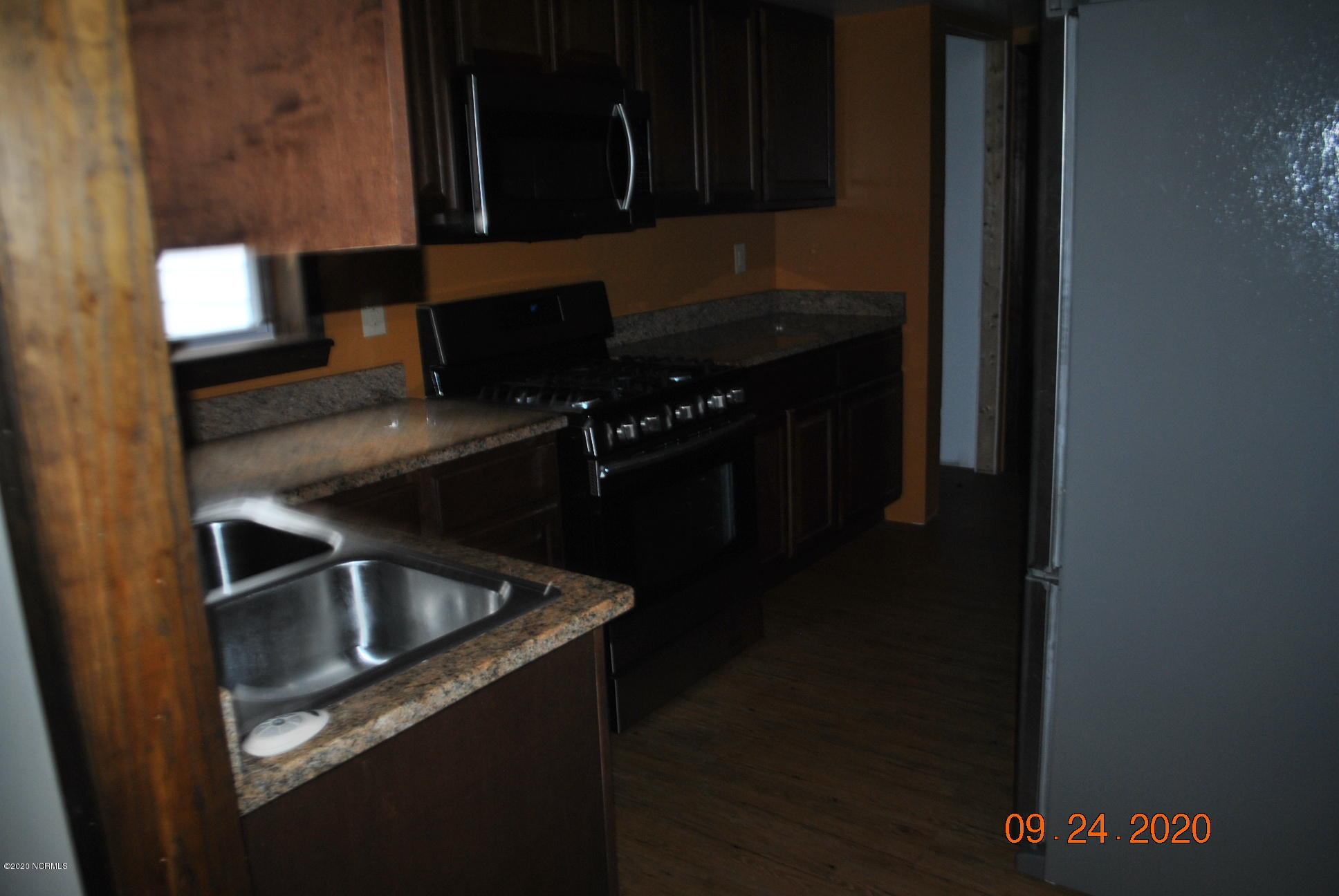 300 Queens Road, Unit A Hubert, NC 28539 - Photo 4 of 19 DSC_0522