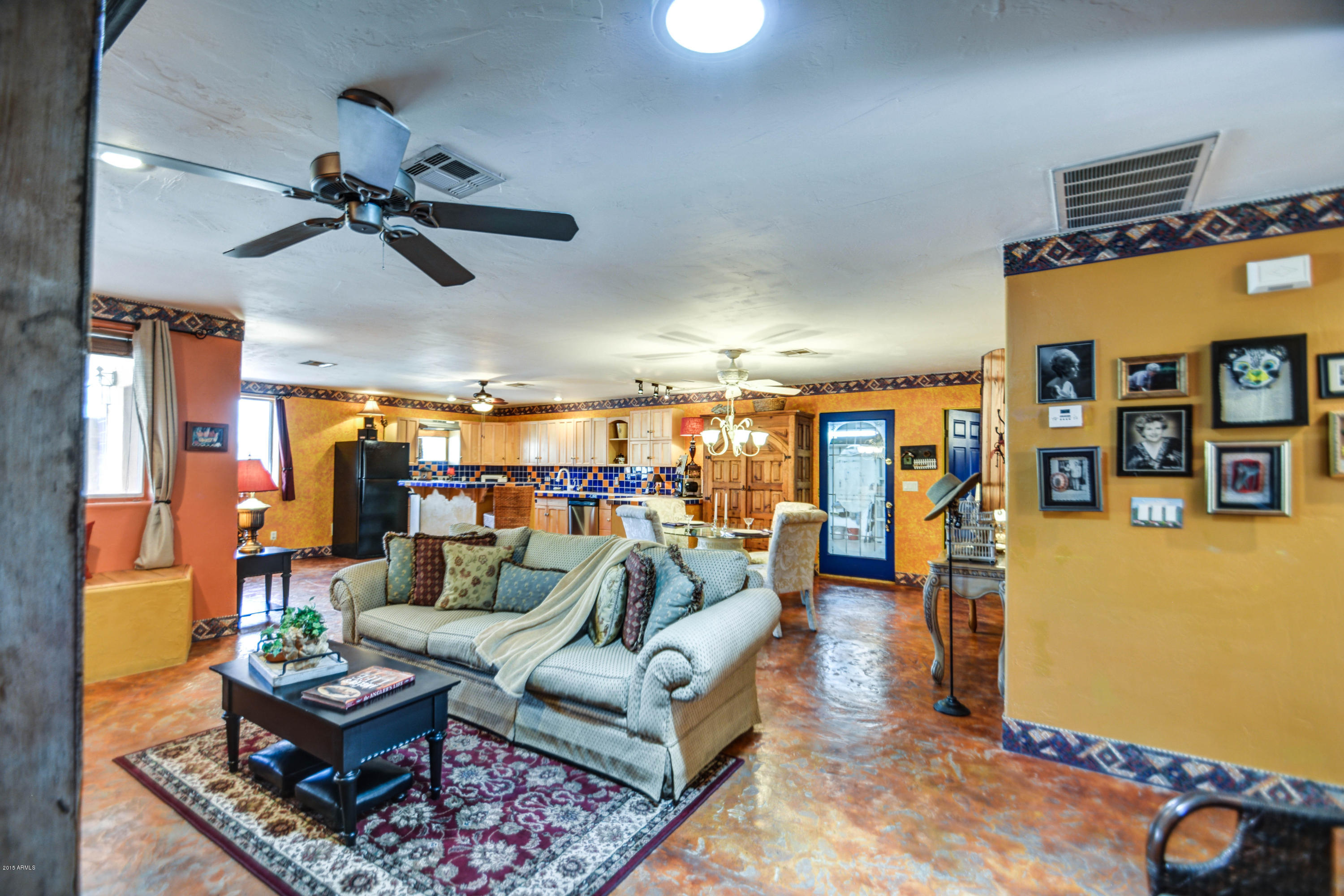 5582 South Jacaranda Road Gold Canyon, AZ 85118 - Photo 20 of 43 family room-5