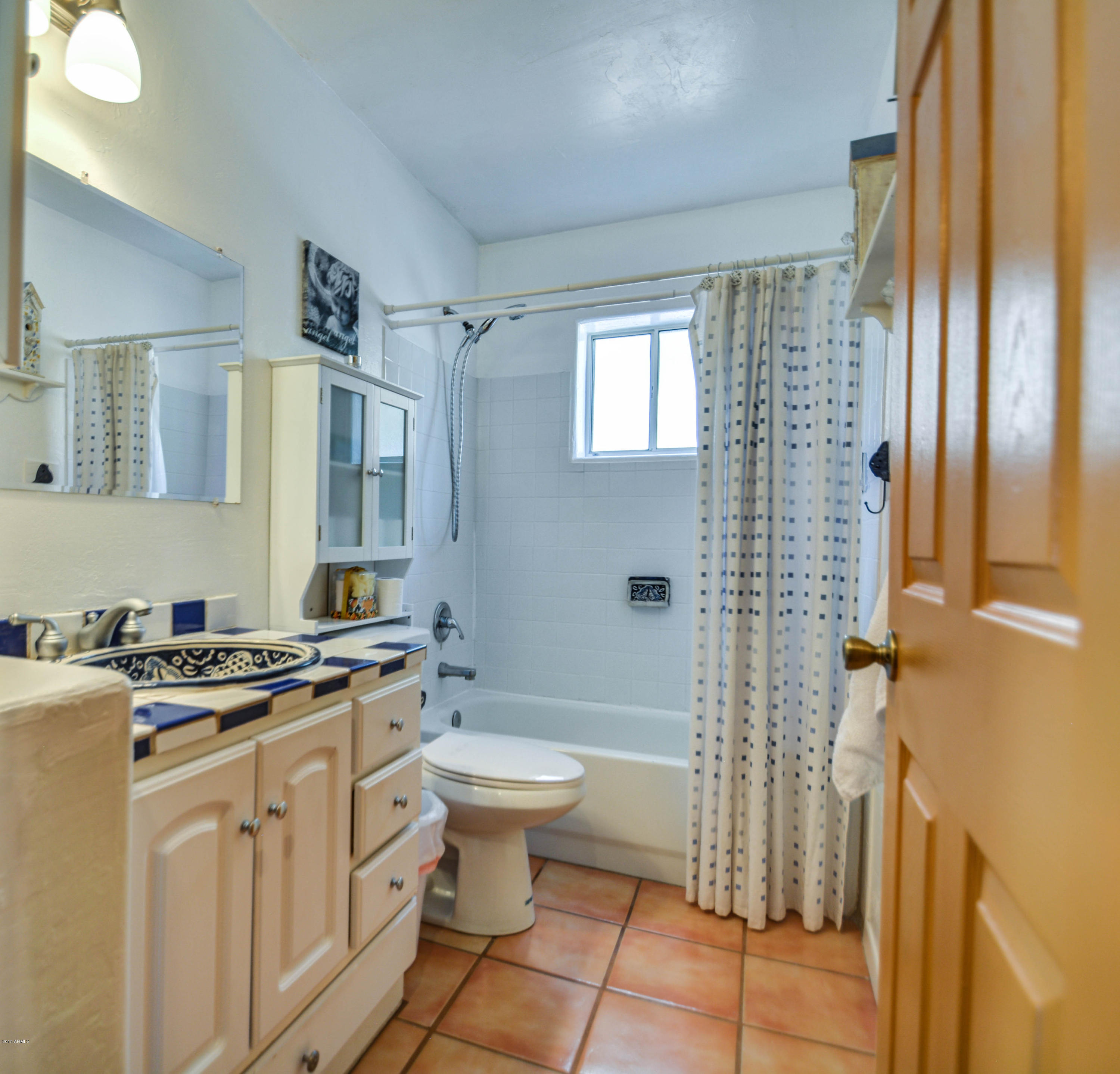 5582 South Jacaranda Road Gold Canyon, AZ 85118 - Photo 35 of 43 bathroom 2-pic 1