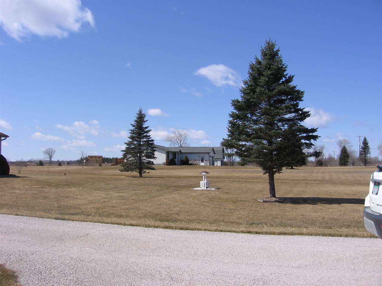 8133 Curtis Road Hale, MI 48739 - Photo 4 of 25 1859271-3.JPG