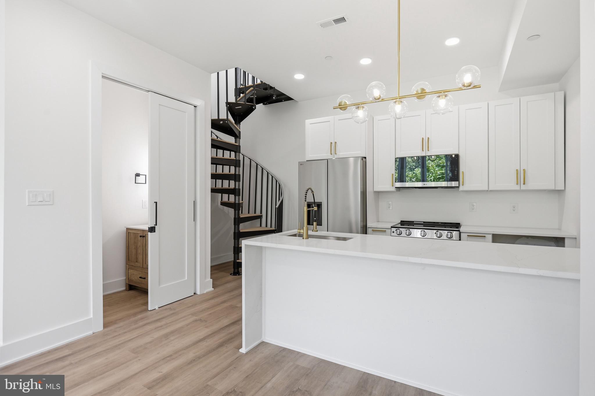 2105 M Street Northeast, Unit PH1 Washington, DC 20002 - Photo 16 of 33 Gallery Image 16