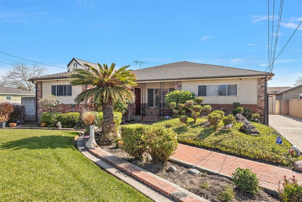 420 West Tichenor Street Compton, CA 90220 - Photo 2 of 53