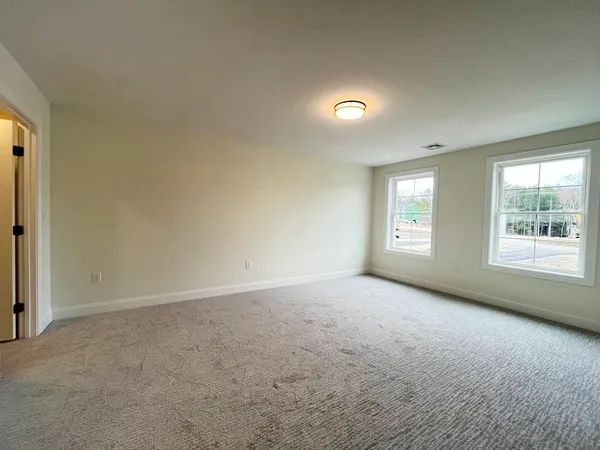 $779,900 | 25 Blaisdell Court, Unit 15, Raymond, NH 03077