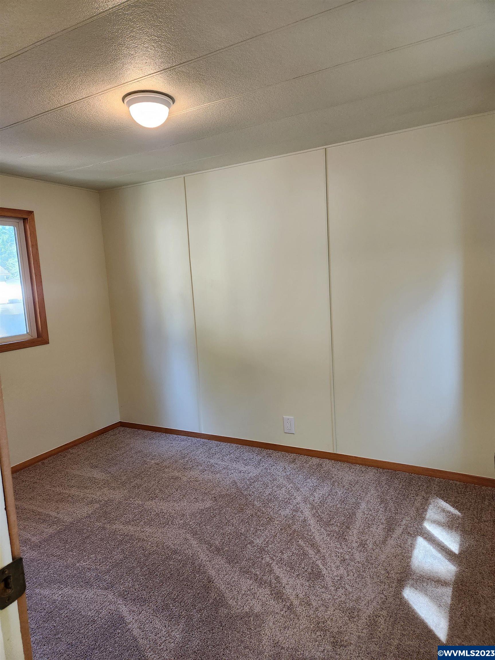 27171 Clear Lake Road, Unit 22 Eugene, OR 97402 - Photo 22 of 25