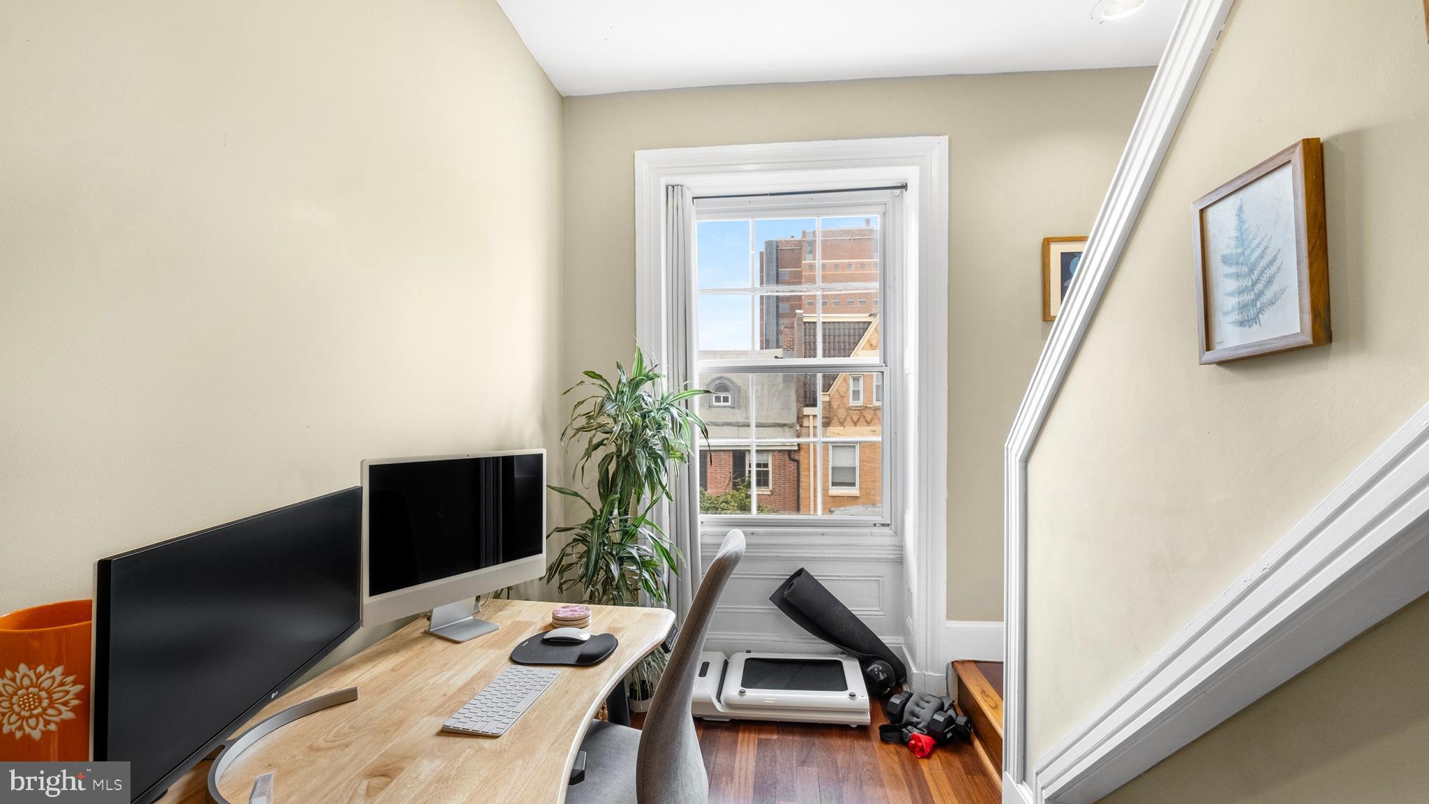 918 Spruce Street, Unit 10 Philadelphia, PA 19107 - Photo 12 of 18