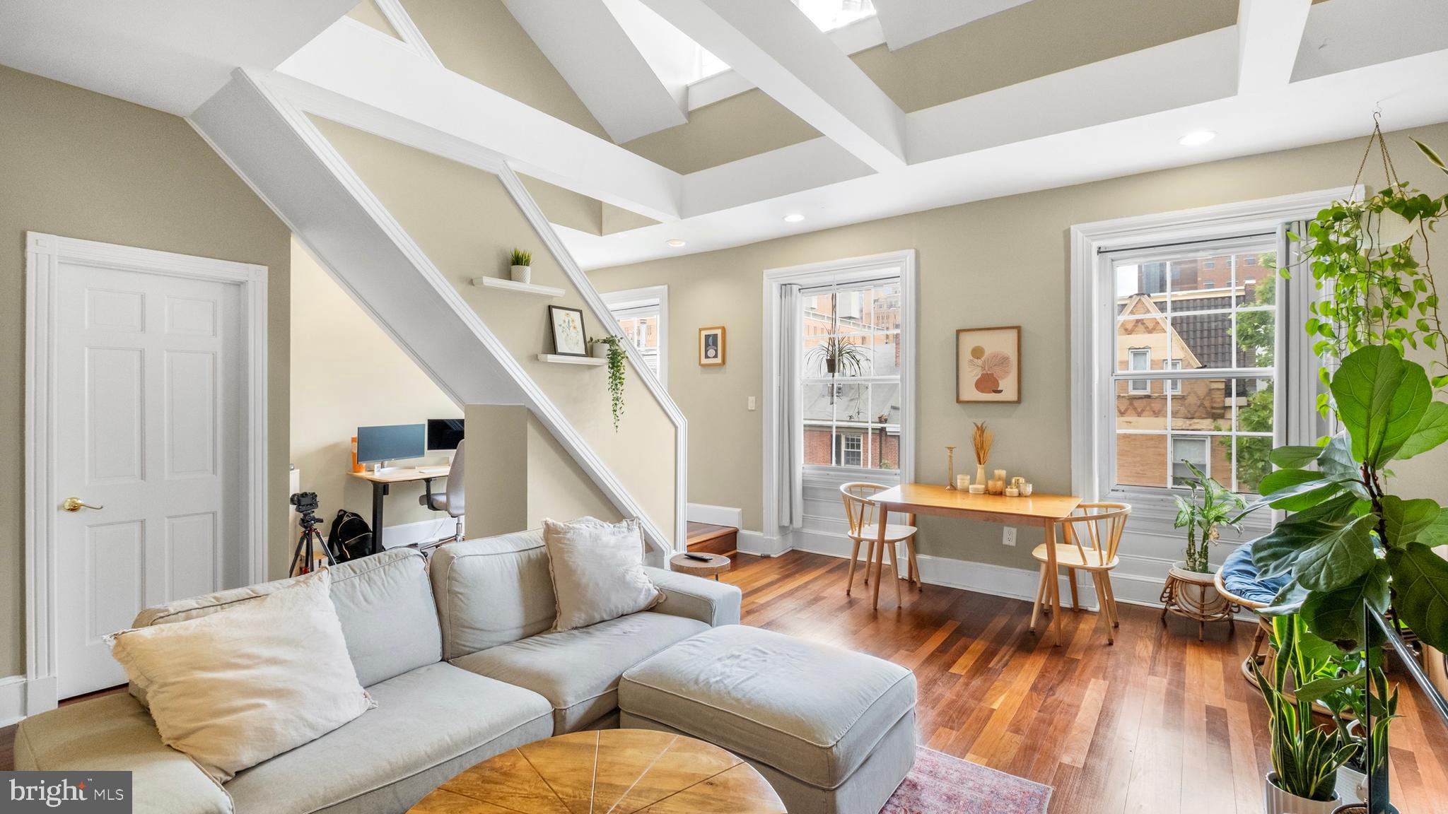 918 Spruce Street, Unit 10 Philadelphia, PA 19107 - Photo 9 of 18