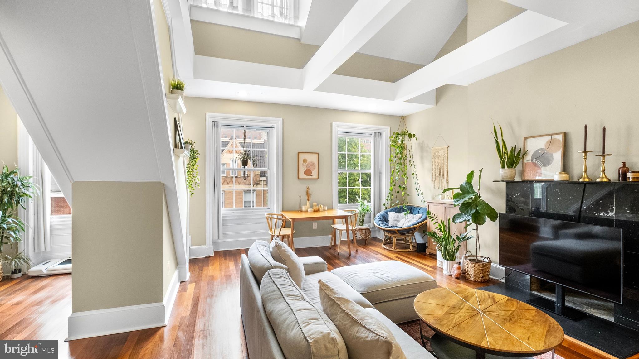 918 Spruce Street, Unit 10 Philadelphia, PA 19107 - Photo 10 of 18