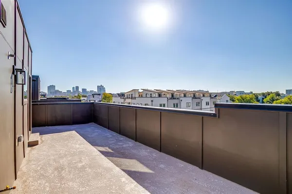 $3,100 | 2820 Weisenberger Street, Unit 110, Fort Worth, TX 76107