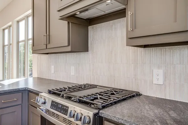 $3,100 | 2820 Weisenberger Street, Unit 110, Fort Worth, TX 76107