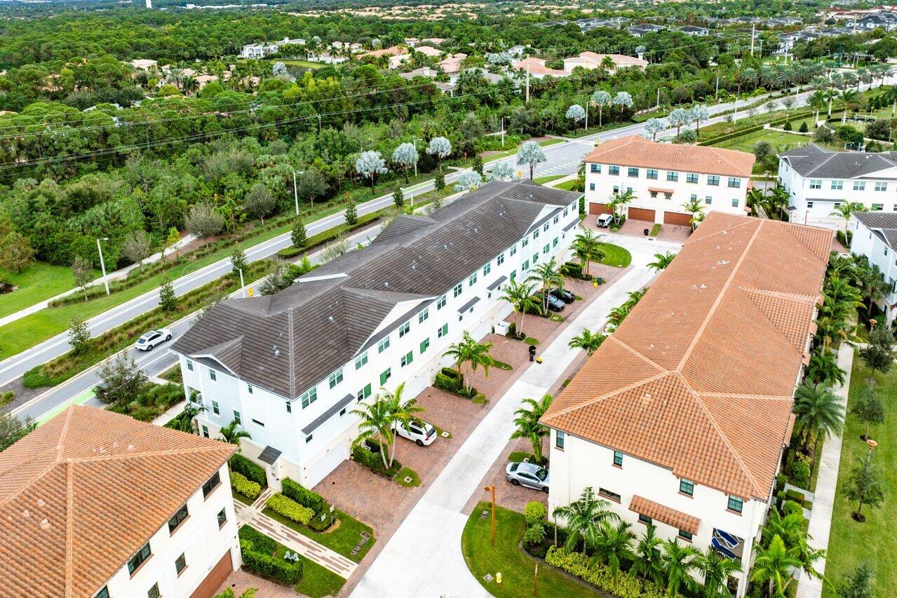 12871 Alton Road Palm Beach Gardens, FL 33418 - Photo 36 of 41 040-12871AltonRoad-PalmBeachGardens-FL-3