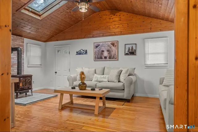 $2,500 | 29 Shore Drive, Jewett City, CT 06351