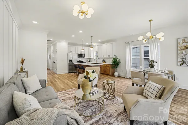 $380,000 | 3209 Ross Avenue, Charlotte, NC 28208