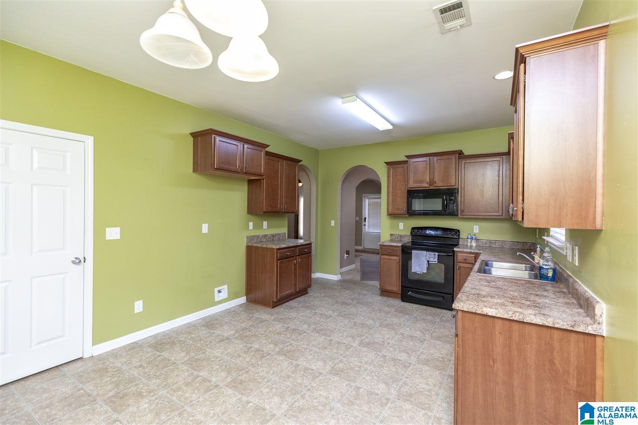 5952 Ridgeline Drive Bessemer, AL 35022 - Photo 18 of 39