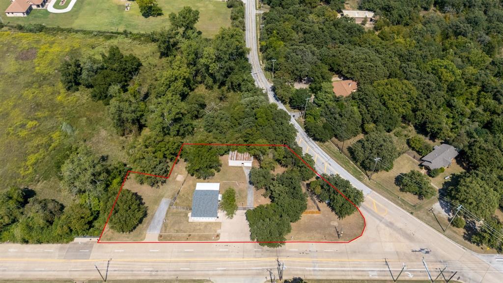 7609 Lowery Road Fort Worth, TX 76120 - Photo 1 of 1 View of property location with property parcel outlined ( approximate )