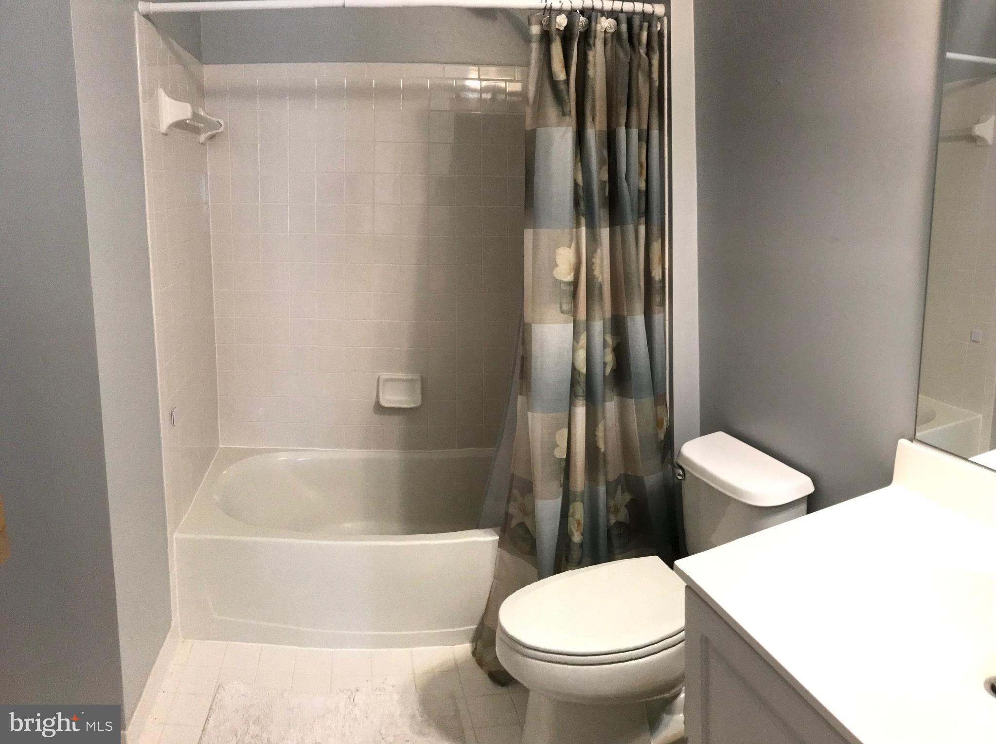 374 Colony Point Place Edgewater, MD 21037 - Photo 10 of 10 Secondary Bath