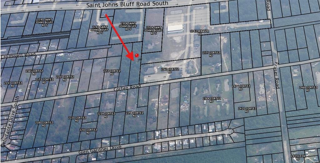 2265 Cortez Road Jacksonville, FL 32246 - Photo 3 of 11 a view of entryway with wooden floor