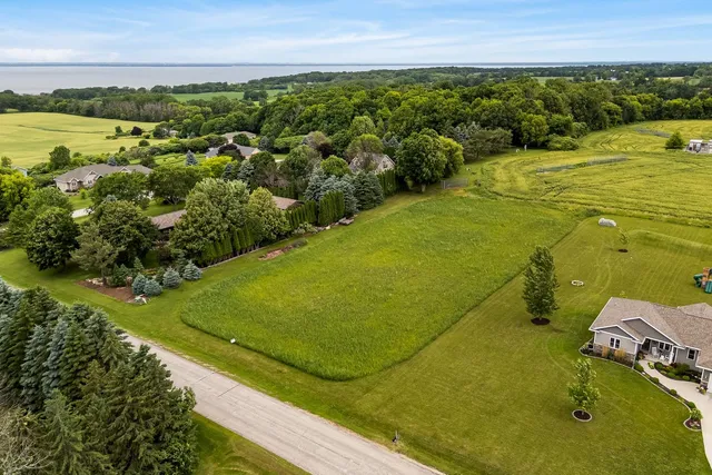 $69,900 | W5390 Campbell Drive, Hilbert, WI 54129