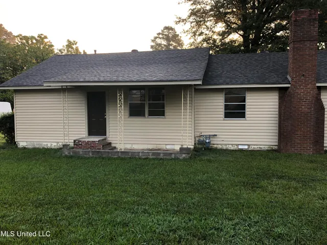 $995 | 940 Dougherty Street, Coldwater, MS 38618