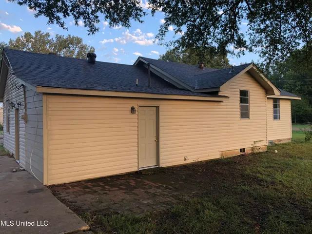 $995 | 940 Dougherty Street, Coldwater, MS 38618