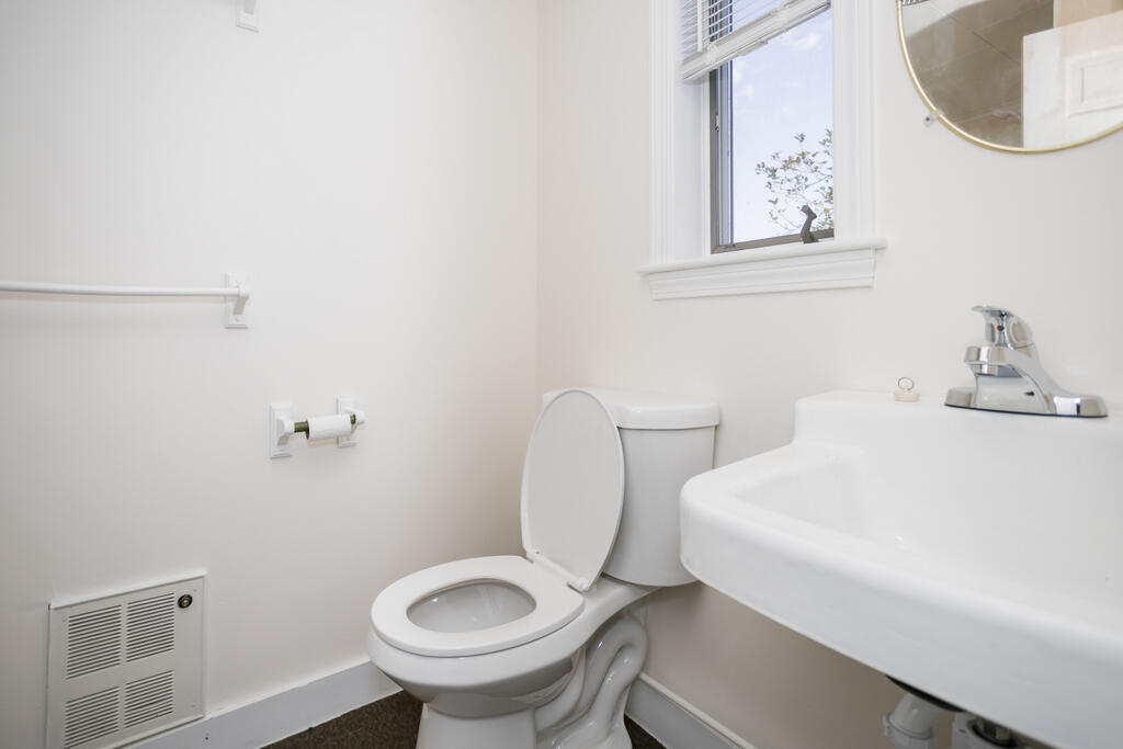 449 Holley Road Farmington, ME 04938 - Photo 70 of 115 In-Law Bathroom