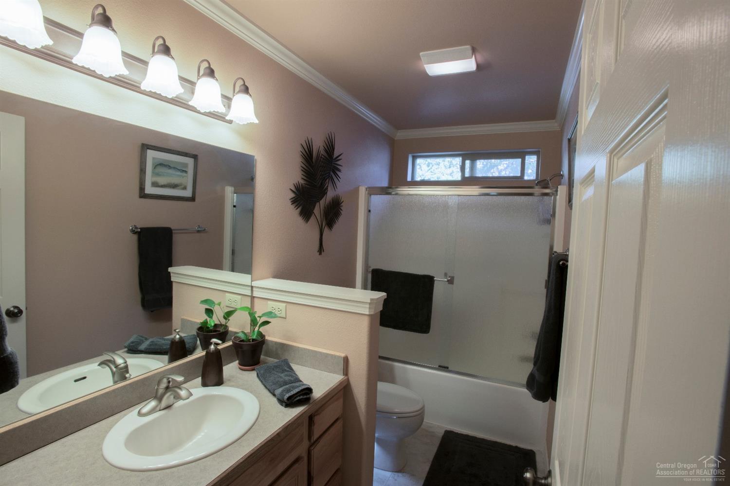 17000 Glendale Road Bend, OR 97707 - Photo 10 of 16 Additional Photo