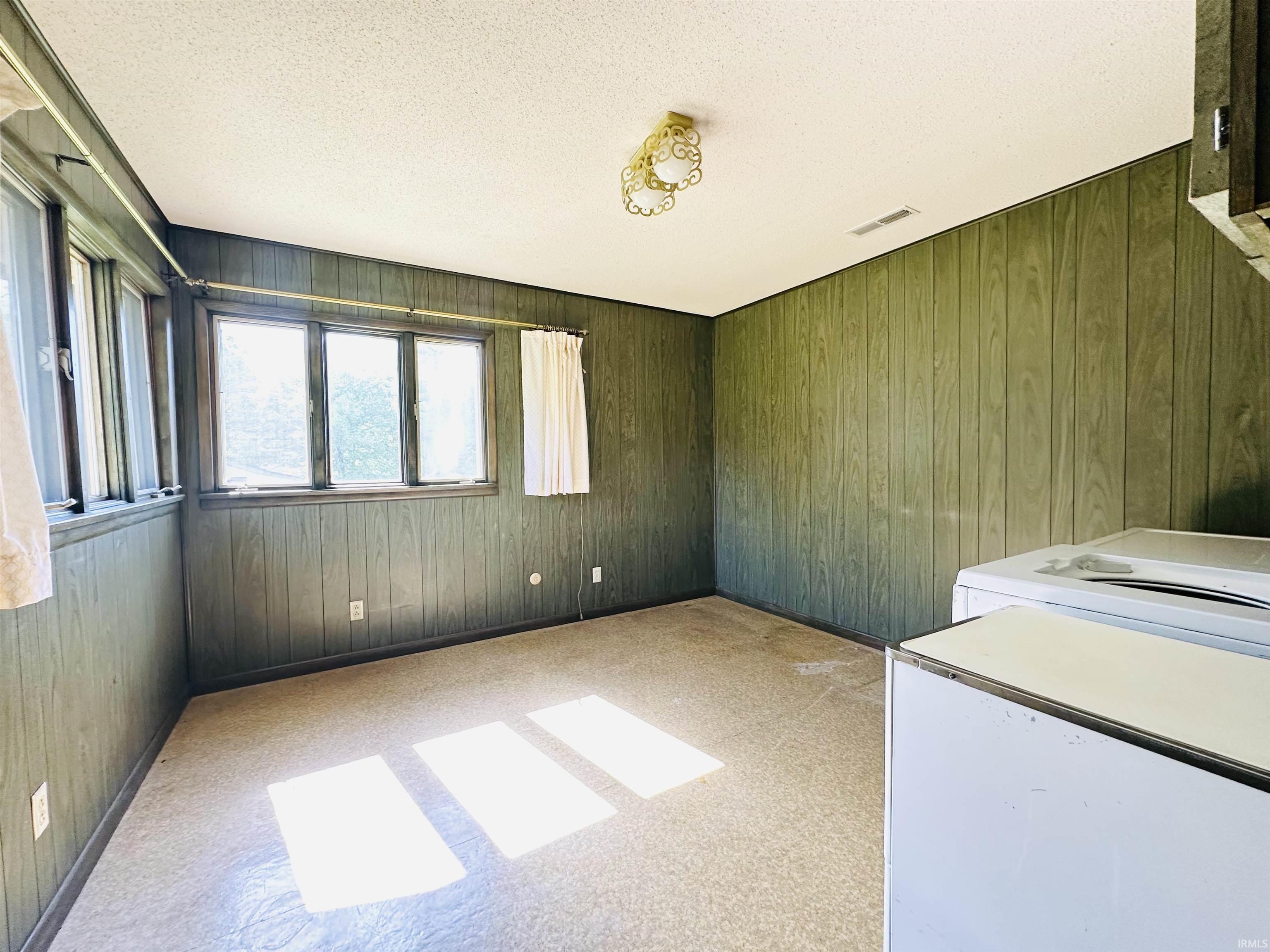 23600 New Road South Bend, IN 46614 - Photo 29 of 36