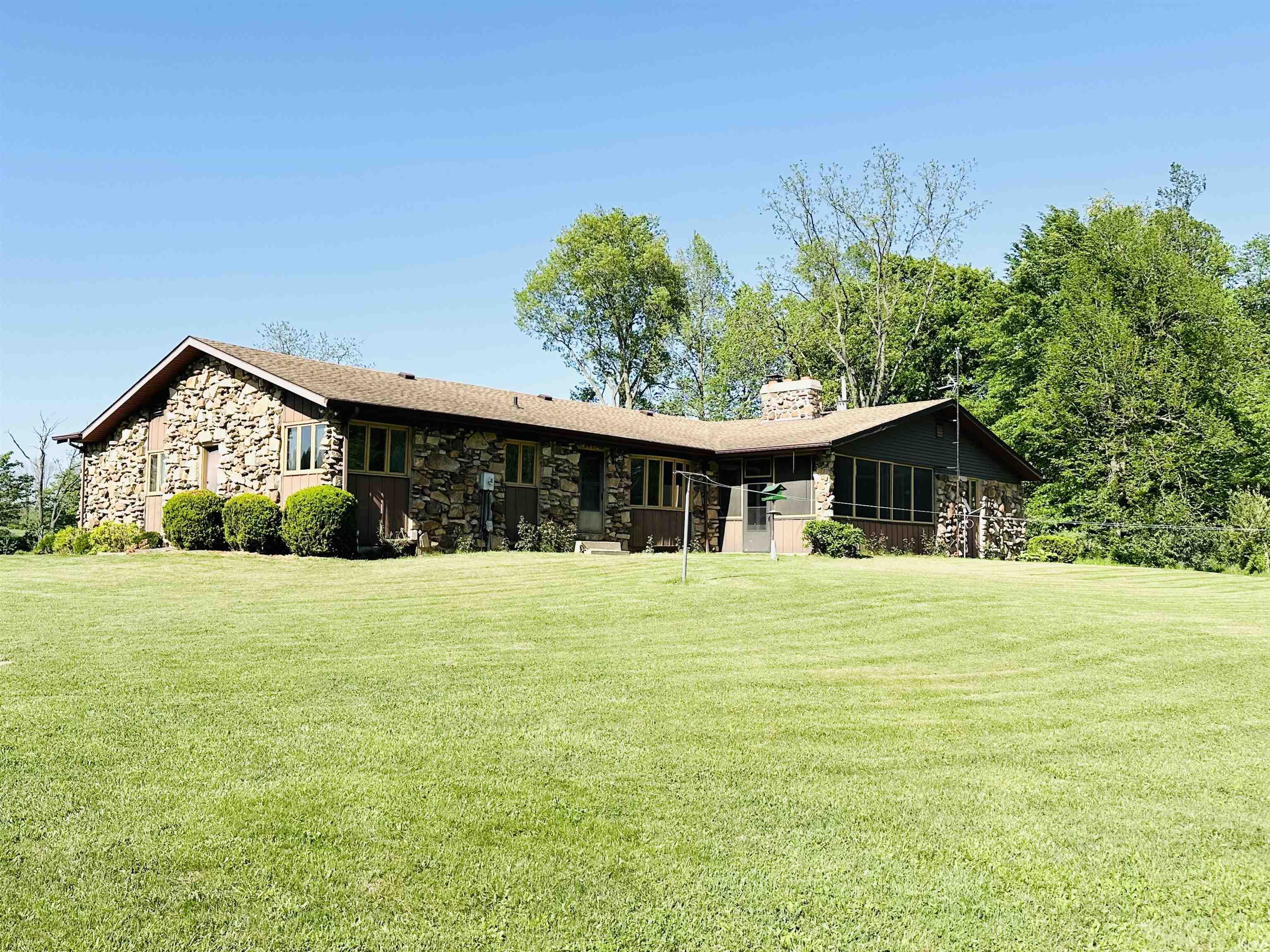 23600 New Road South Bend, IN 46614 - Photo 9 of 36