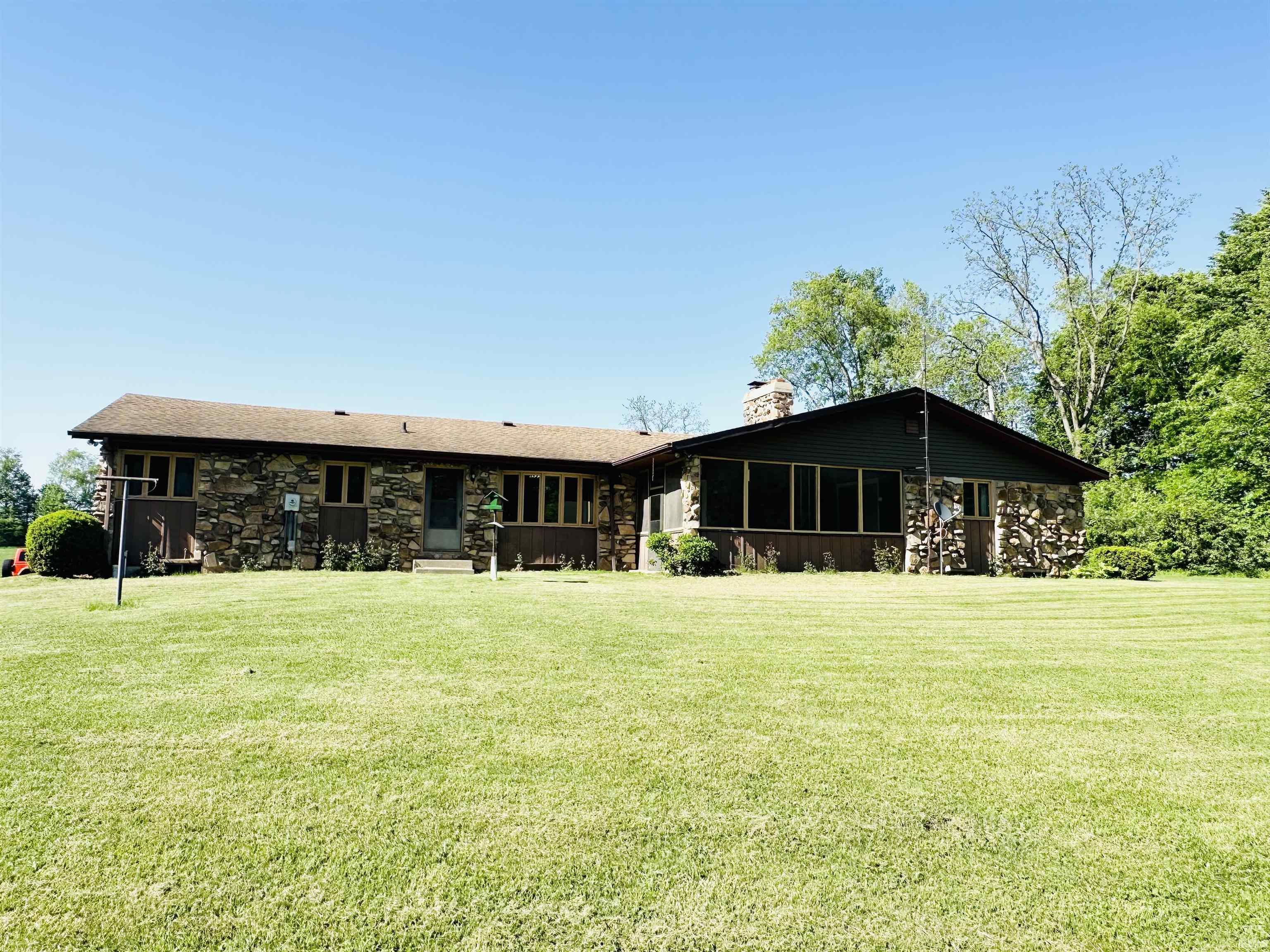 23600 New Road South Bend, IN 46614 - Photo 10 of 36