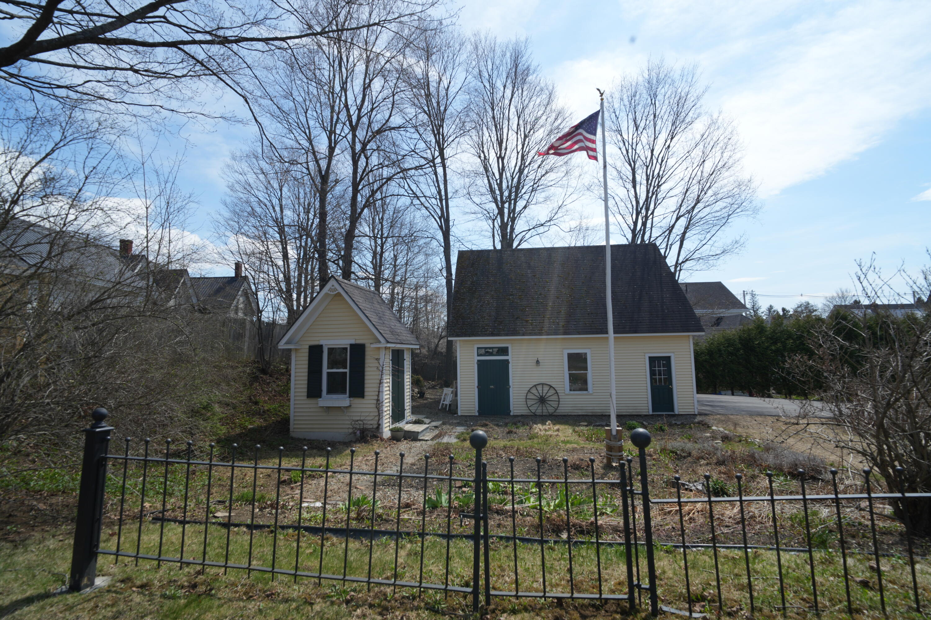 129 Main Street Houlton, ME 04730 - Photo 18 of 102