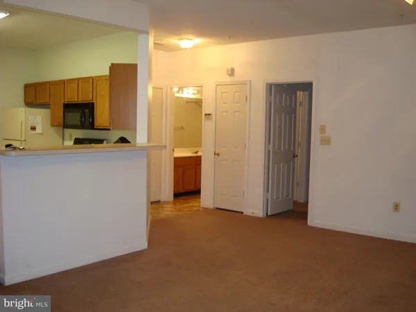 $2,000 | 7418 Hindon Circle, Unit B1203, Baltimore, MD 21244