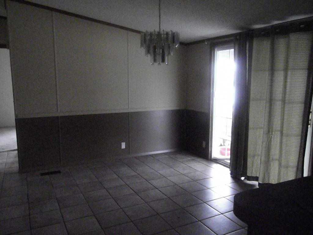 1140 Carters Valley Road Mosheim, TN 37818 - Photo 14 of 31 Dining Rm then out on deck