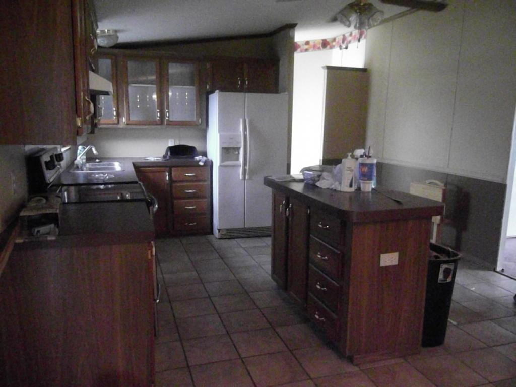 1140 Carters Valley Road Mosheim, TN 37818 - Photo 17 of 31 Kitchen Island