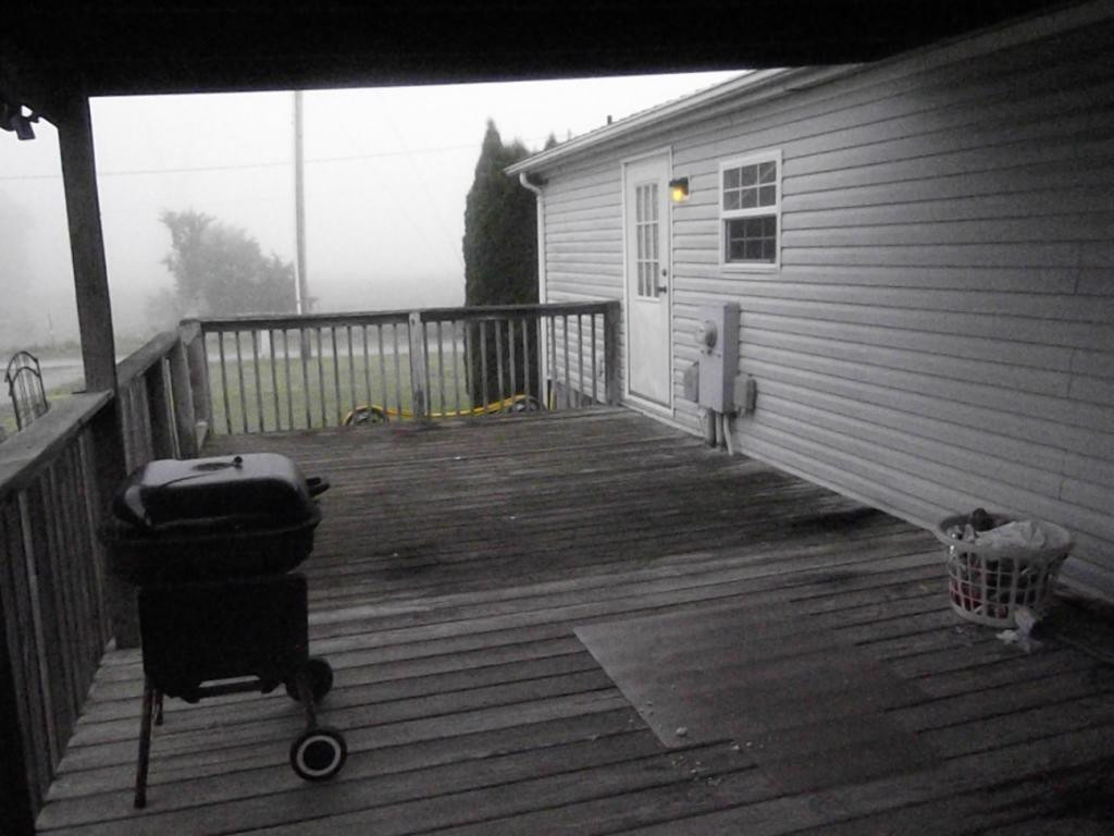 1140 Carters Valley Road Mosheim, TN 37818 - Photo 20 of 31 Back Deck w12 has no roof