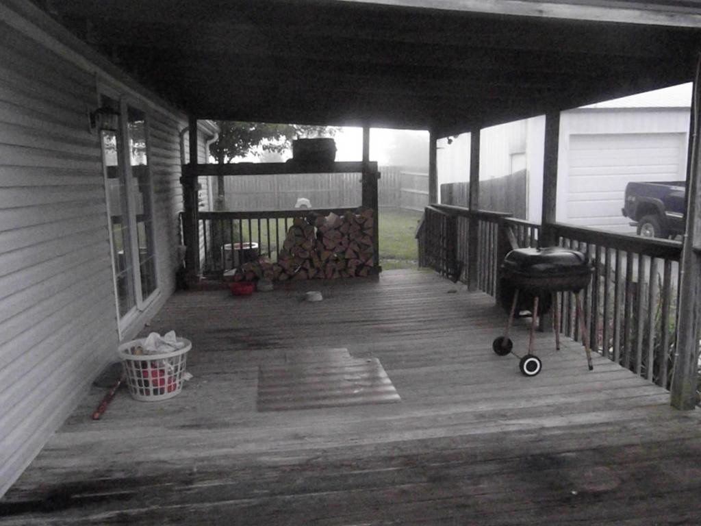 1140 Carters Valley Road Mosheim, TN 37818 - Photo 21 of 31 Back Deck w 12 has a roof