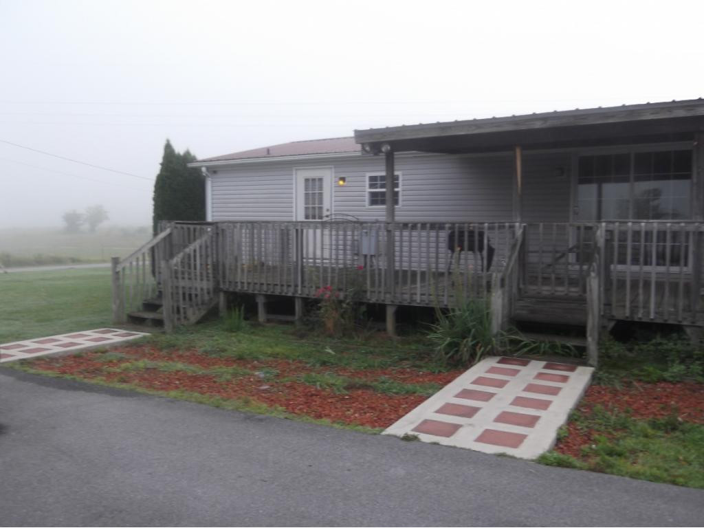 1140 Carters Valley Road Mosheim, TN 37818 - Photo 28 of 31 Back of house