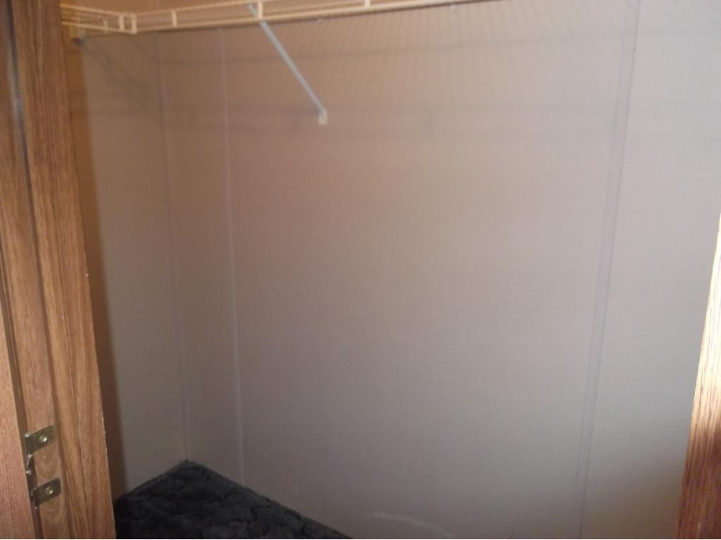 1140 Carters Valley Road Mosheim, TN 37818 - Photo 10 of 31 Bedrooms w deep closets
