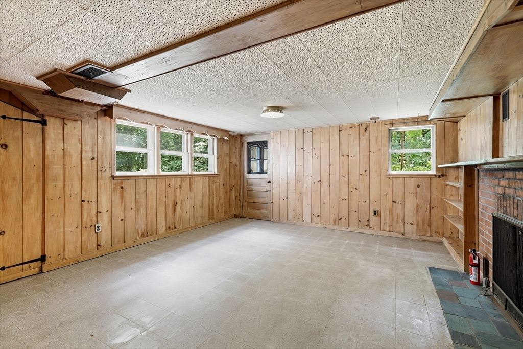 18 Red Gate Lane Amherst, MA 01002 - Photo 22 of 30 Gallery Image 22