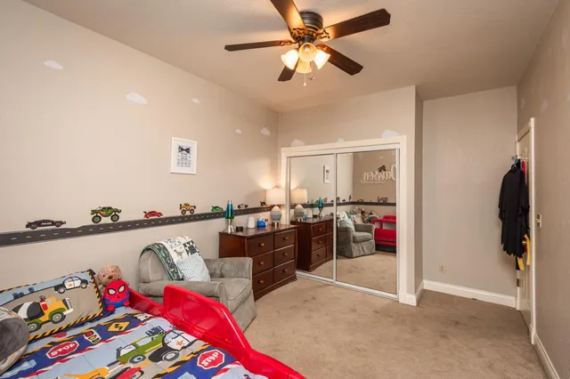 a view of a workspace with furniture