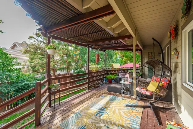 a view of outdoor space