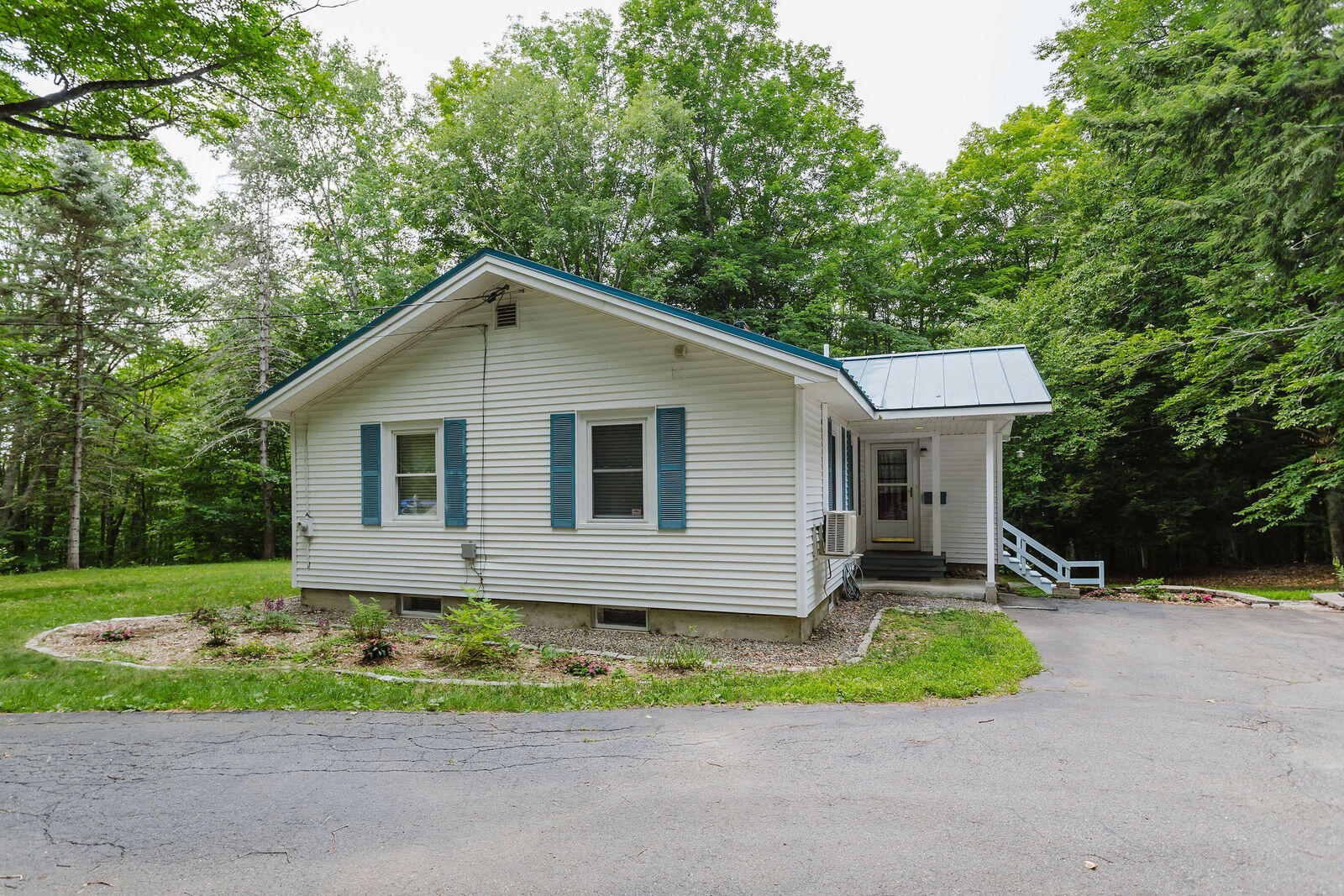 146 Belcher Road Farmington, ME 04938 - Photo 59 of 81 taylor-kaminsky-photo-71