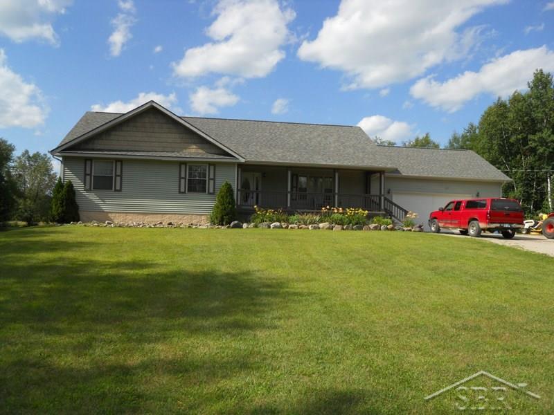 7328 Oak Road Vassar, MI 48768 - Photo 1 of 52 31254533.JPG